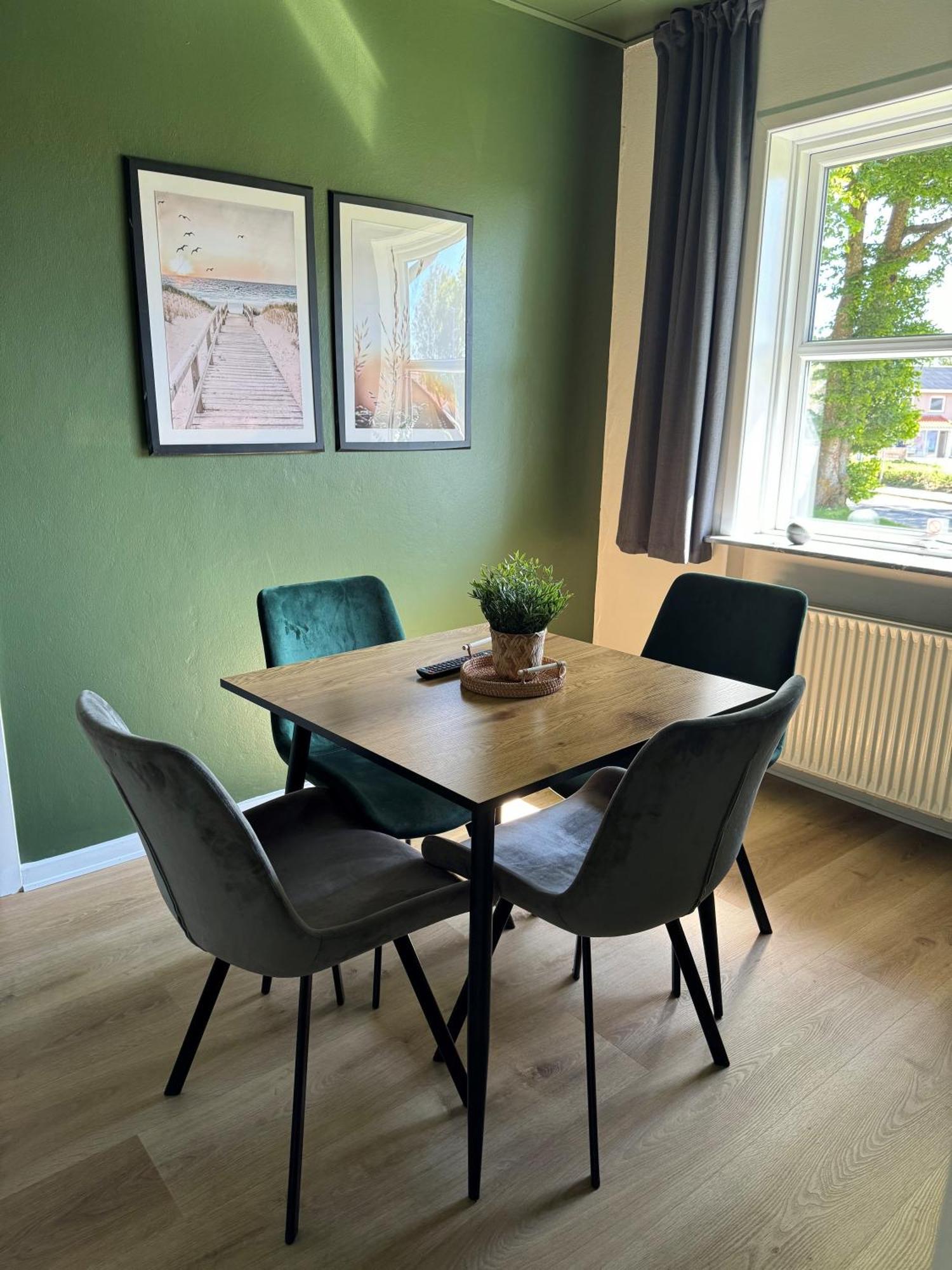 Oksbøl Koncepthotel מראה חיצוני תמונה